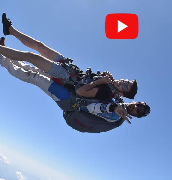 Réserver un saut en parachute tandem vidéo à Tallard Gap, hautes alpes SKY-LIVE