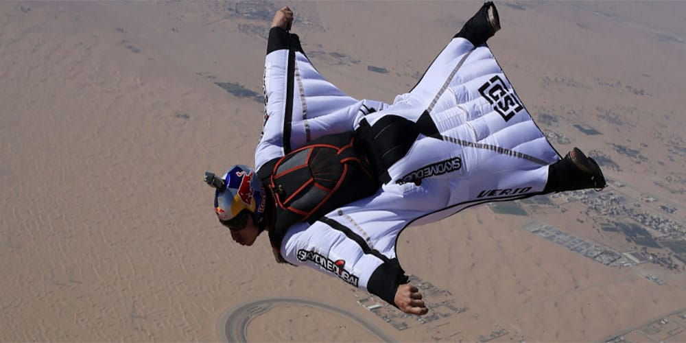 Exclusif à Mâcon - saut en parachute - Parachutisme 71